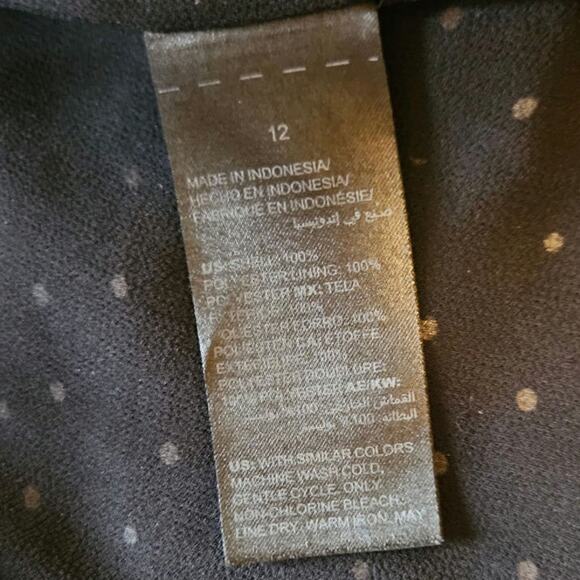 WHBM Black House White Market Polka Dot VNeck Blouse Black Women's Size 12 - Picture 7 of 9